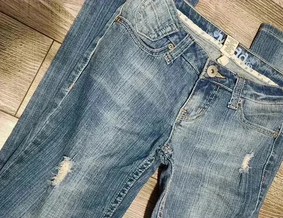 MUDD  jeans - Picture 4 of 4